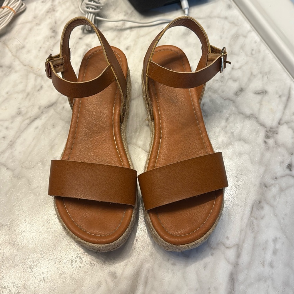 Women wedges